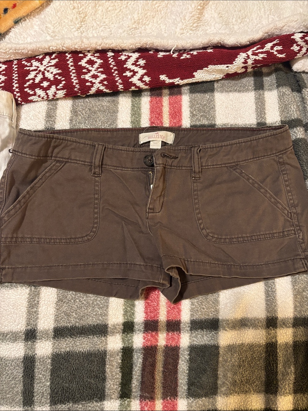 Hollister Women's Brown Low-Rise Jean Shorts